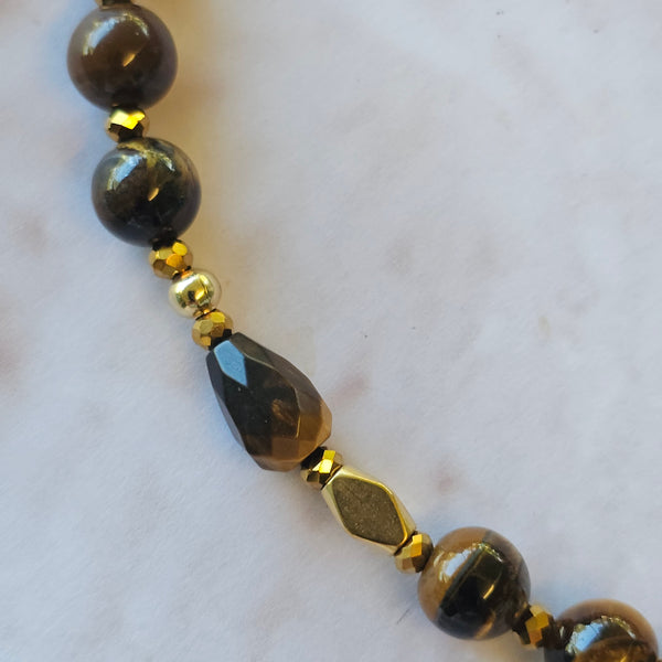 Tiger's Eye Necklace in Gold