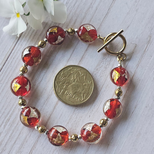 Red Bracelet with Gold - 21cm