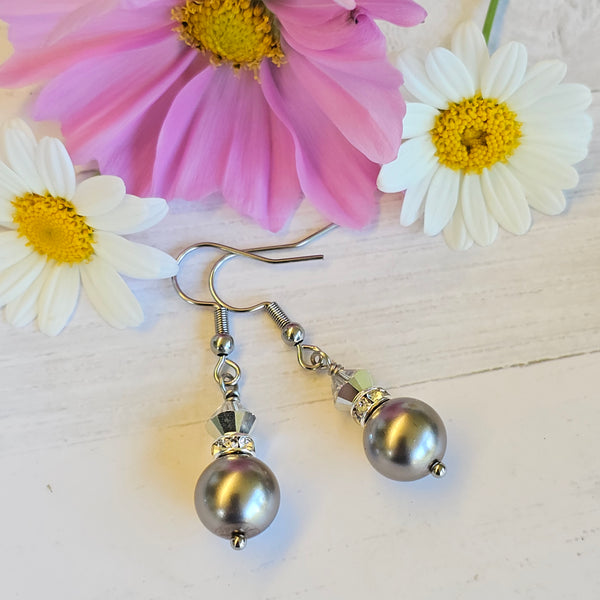 Pearl Earrings in Silver or Gold