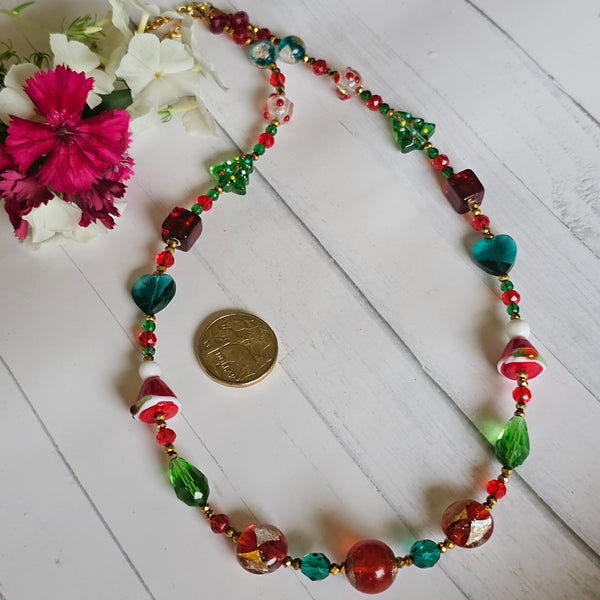 Christmas Necklace in Gold