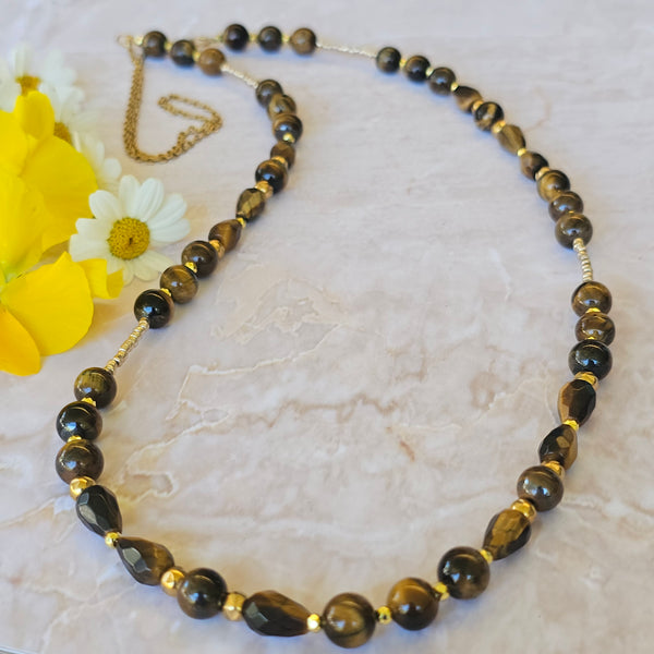 Long Tiger's Eye Necklace in Gold
