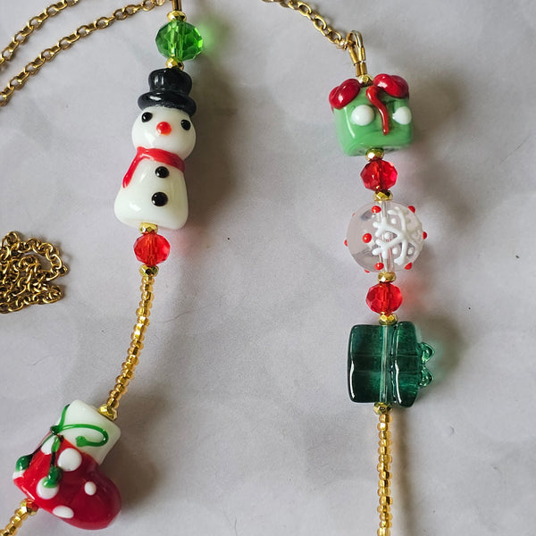 Festive Beaded Necklace in Gold