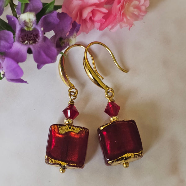 Exposed Gold Square Earrings