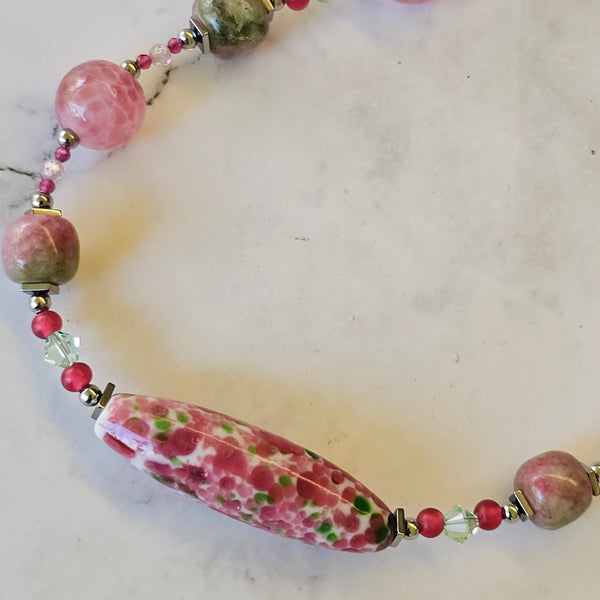 Green and Pink Gemstone and Glass Necklace