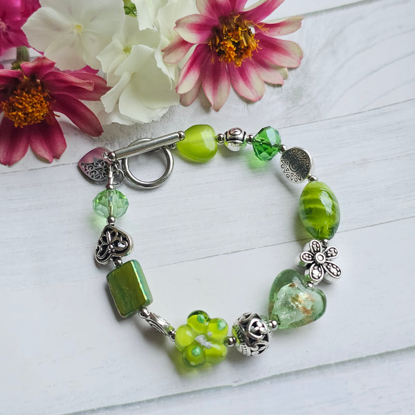 Green Glass Beaded Bracelet 20cm
