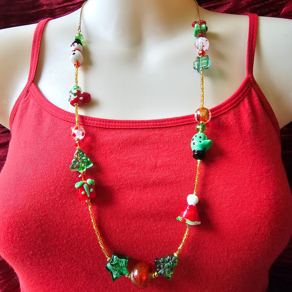 Festive Beaded Necklace in Gold