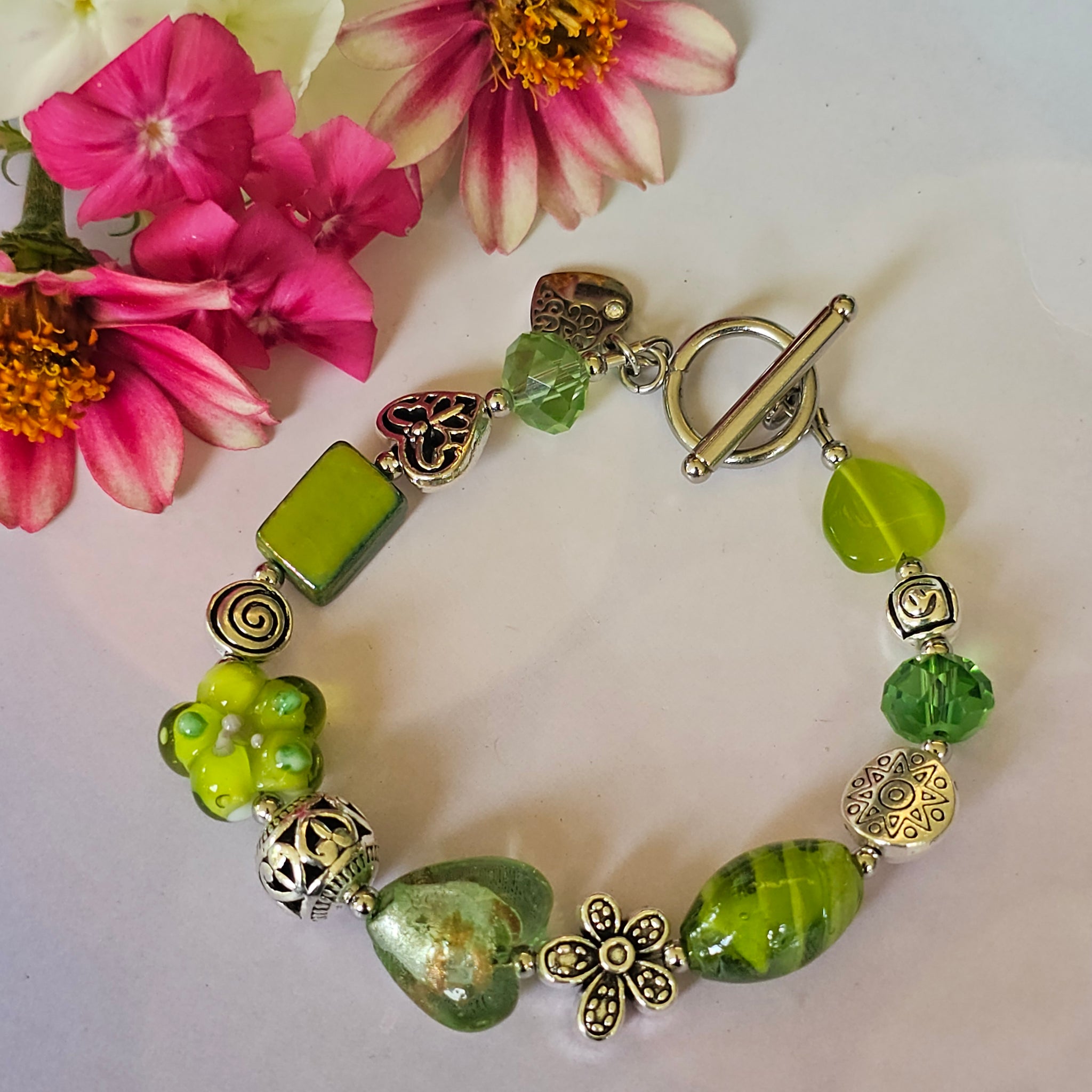 Green Glass Beaded Bracelet 20cm