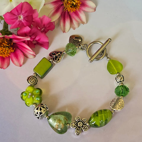 Green Glass Beaded Bracelet 20cm