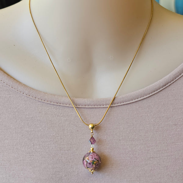 Round Bed of Roses Pendant