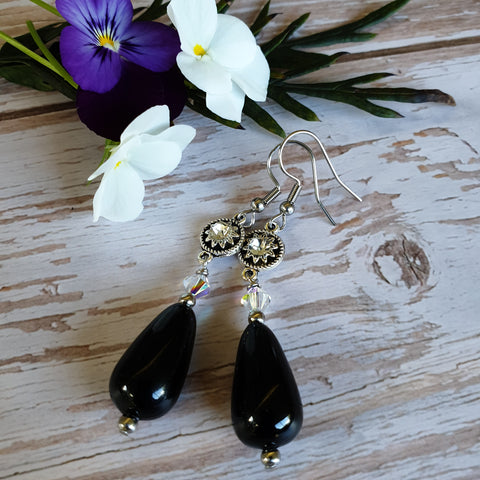 Black Glass Teardrop Earrings